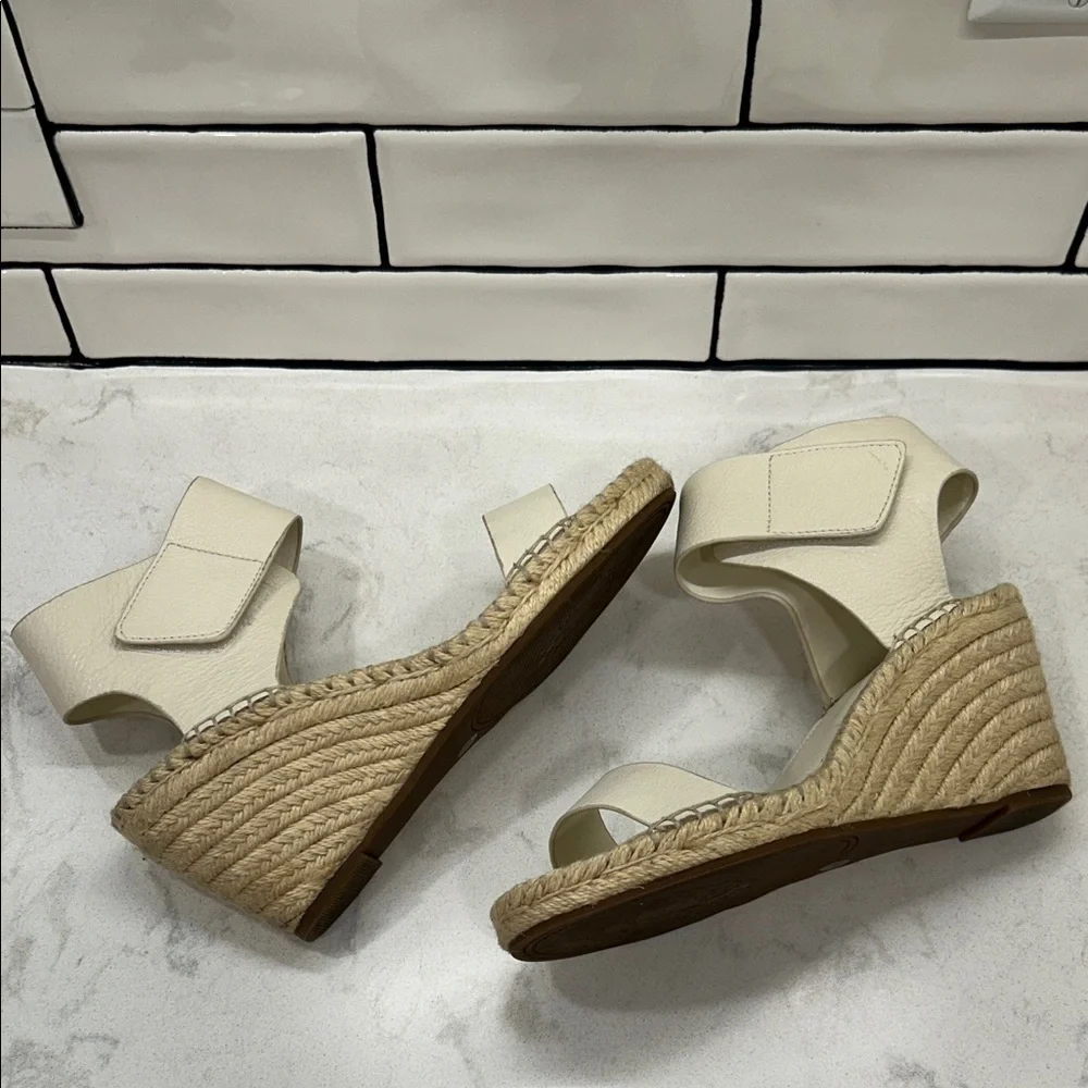 Vince Camuto Levista Women's Espadrilles Vanilla Leather Wedge Sandals Wide‎